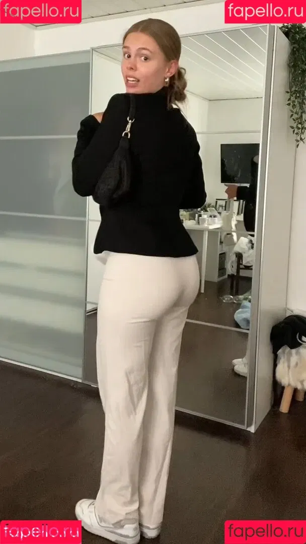 Jellefeline Onlyfans Photo Gallery 