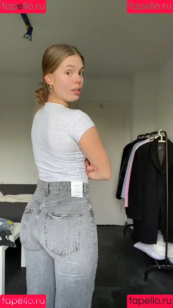 Jellefeline Onlyfans Photo Gallery 