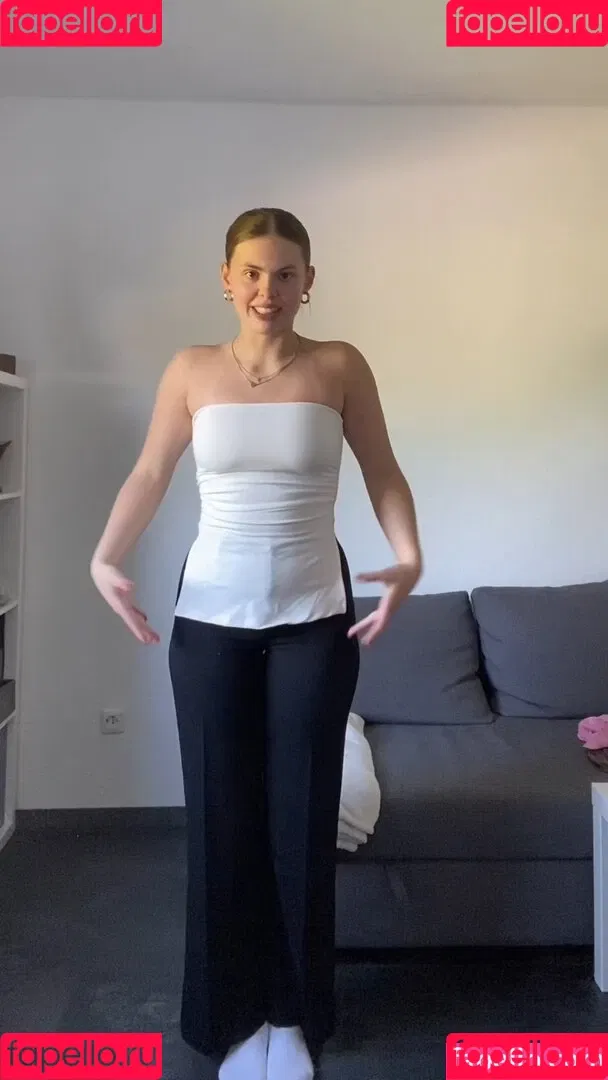 Jellefeline Onlyfans Photo Gallery 