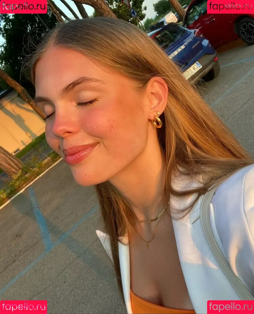 Jellefeline Onlyfans Photo Gallery 