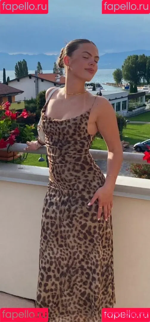 Jellefeline Onlyfans Photo Gallery 
