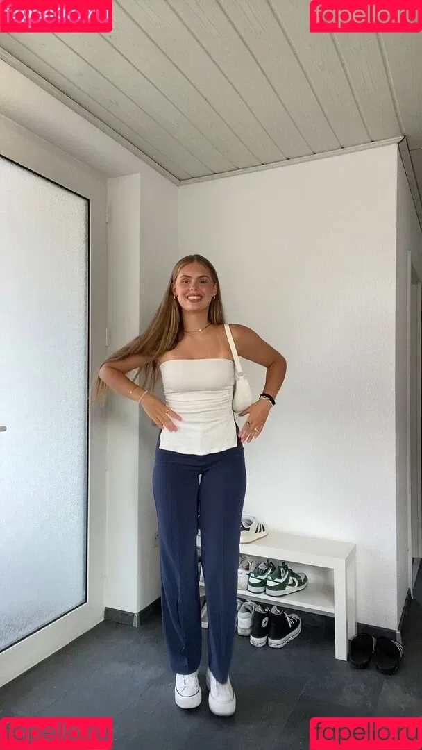 Jellefeline Onlyfans Photo Gallery 