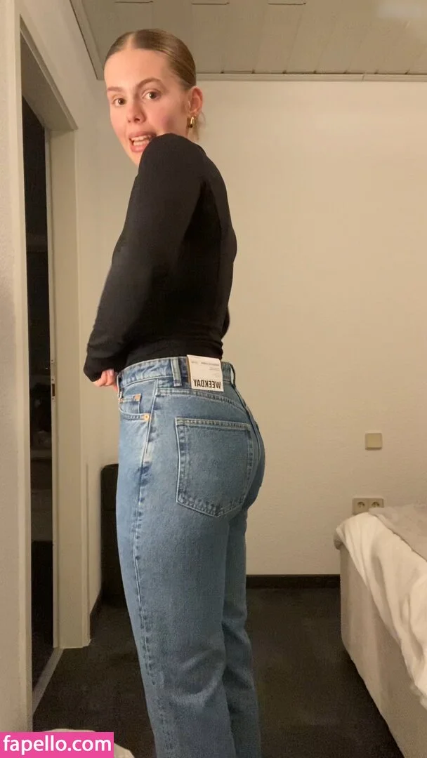 Jellefeline Onlyfans Photo Gallery 