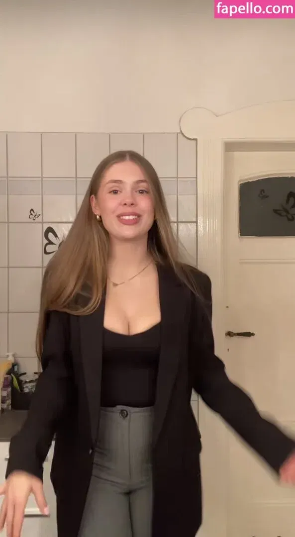 Jellefeline Onlyfans Photo Gallery 