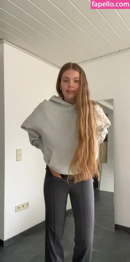 Jellefeline Onlyfans Photo Gallery 