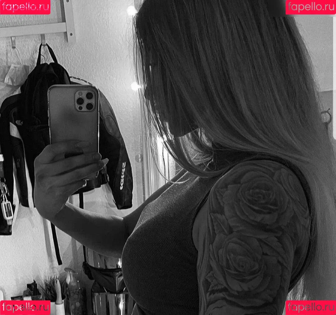 Knatternatter Onlyfans Photo Gallery 