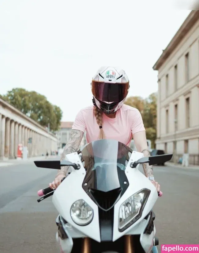 Knatternatter Onlyfans Photo Gallery 