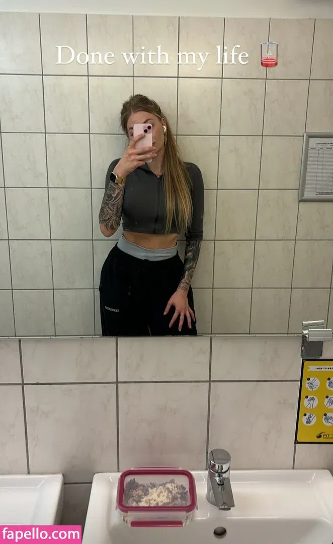 Knatternatter Onlyfans Photo Gallery 