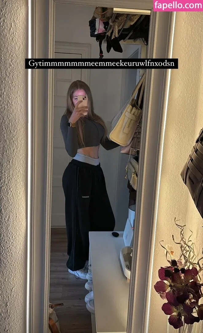 Knatternatter Onlyfans Photo Gallery 