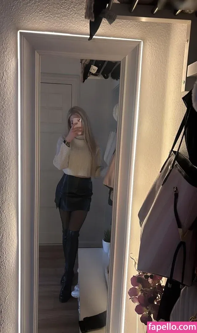 Knatternatter Onlyfans Photo Gallery 