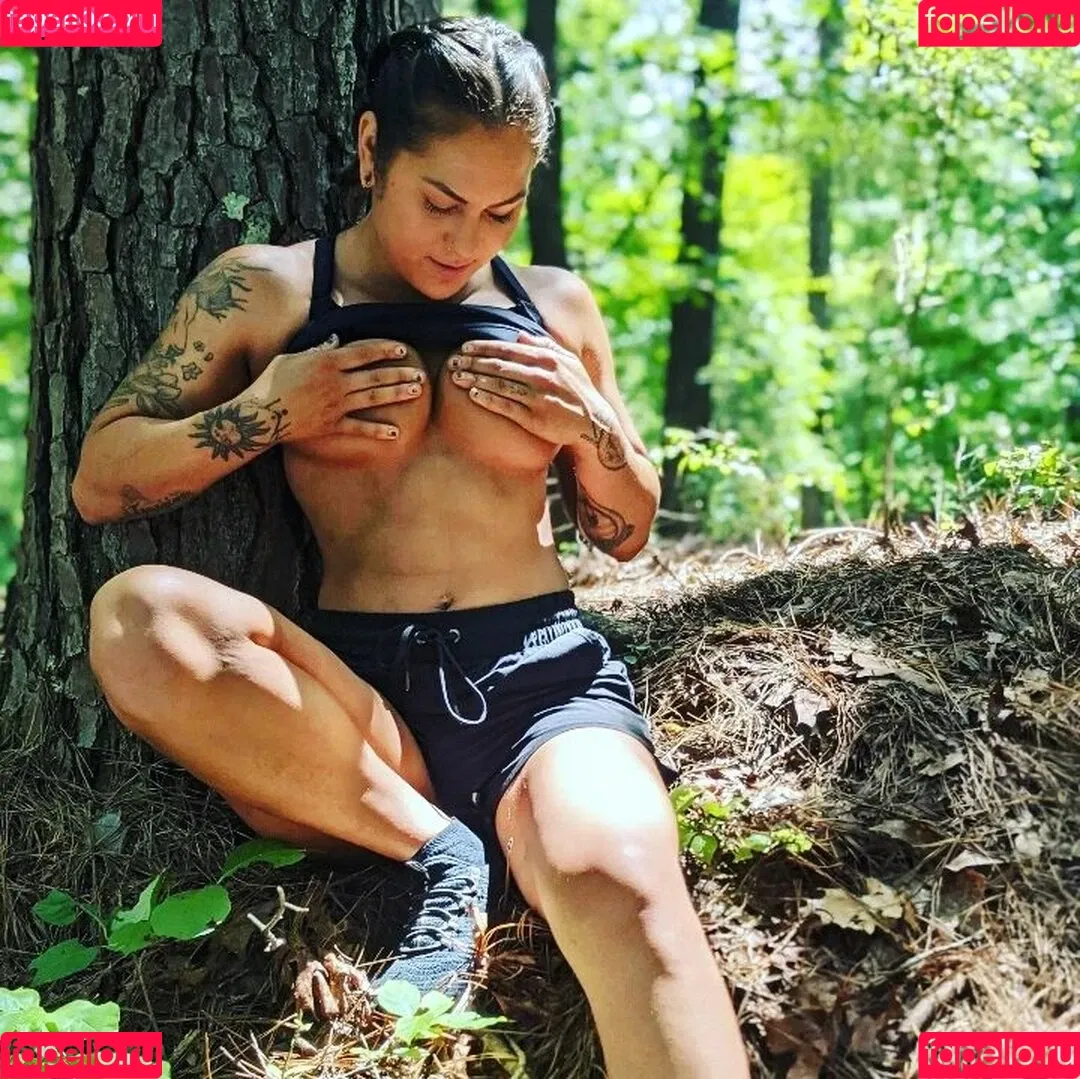 Goddess Lilah Onlyfans Photo Gallery 