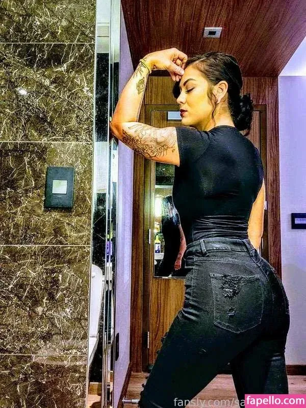 Goddess Lilah Onlyfans Photo Gallery 