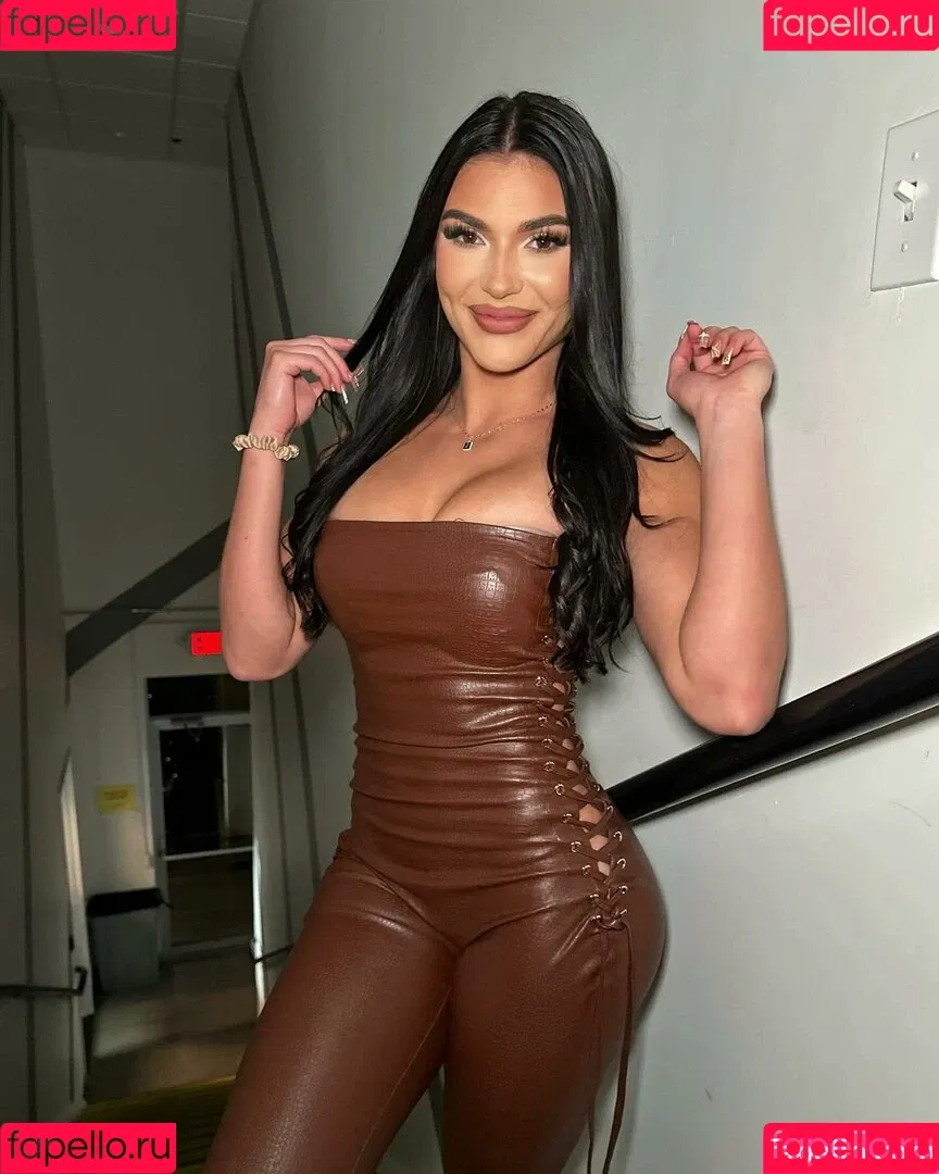Jazmyn Nyx Onlyfans Photo Gallery 
