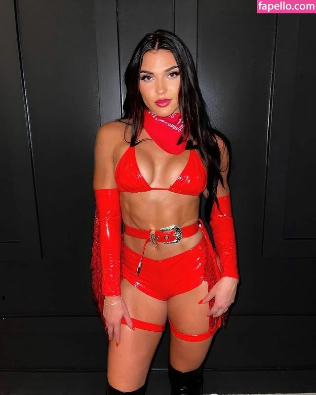 Jazmyn Nyx Onlyfans Photo Gallery 