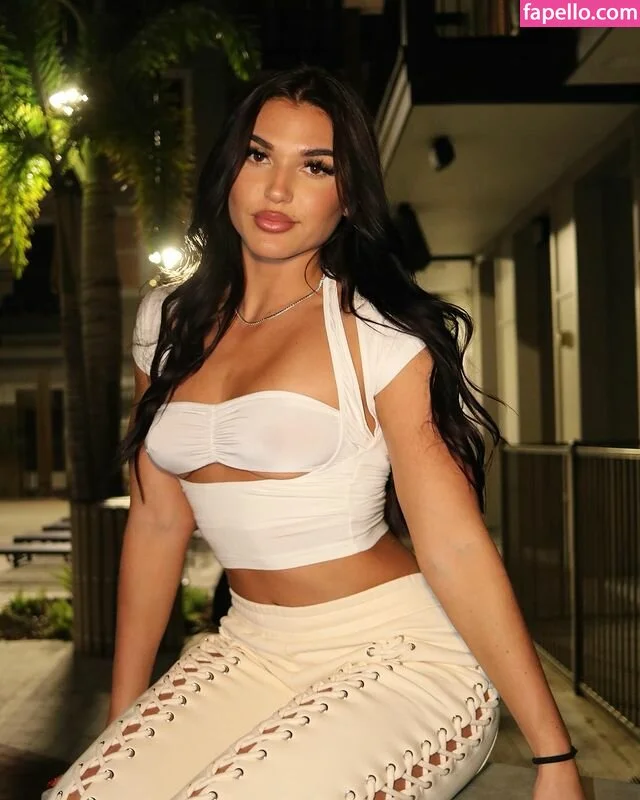 Jazmyn Nyx Onlyfans Photo Gallery 