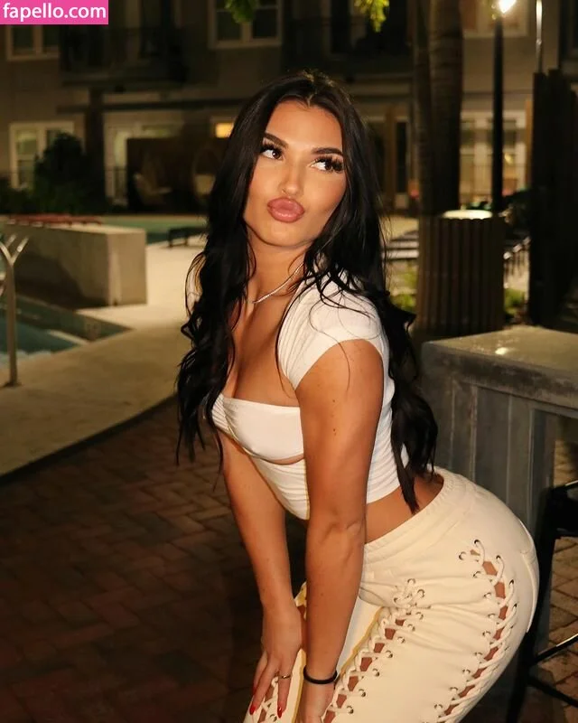 Jazmyn Nyx Onlyfans Photo Gallery 