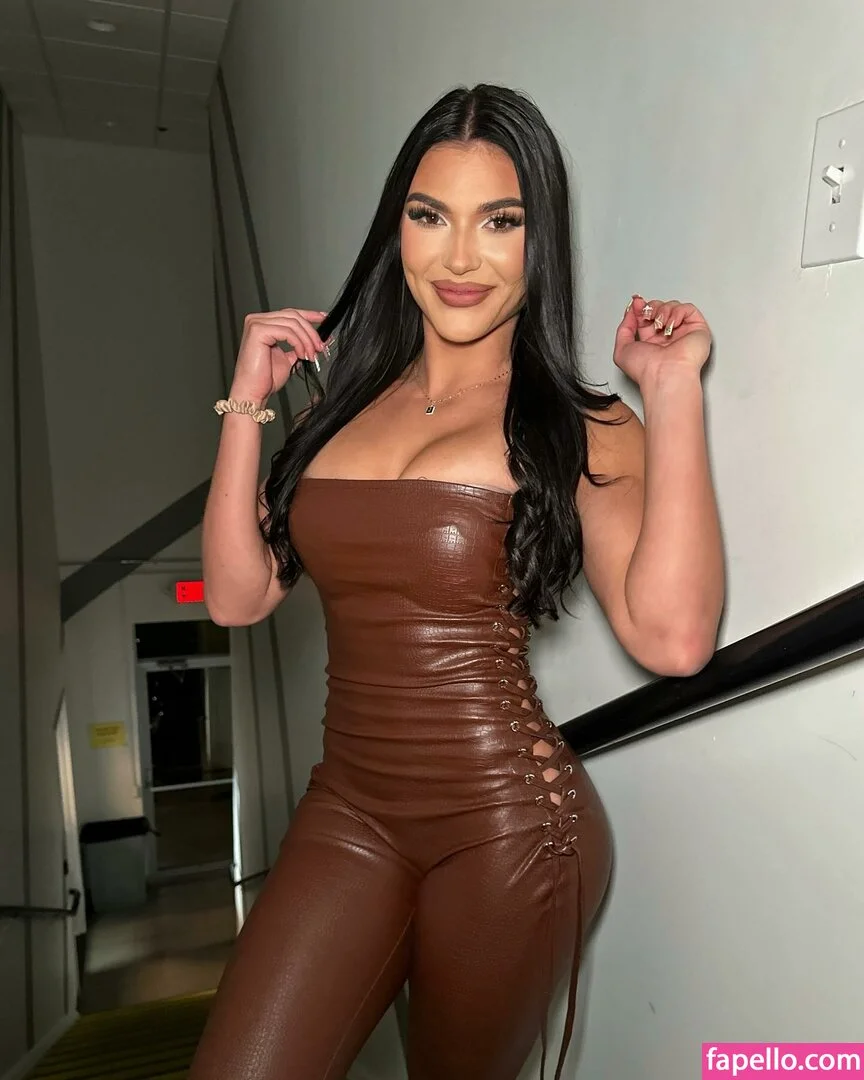 Jazmyn Nyx Onlyfans Photo Gallery 