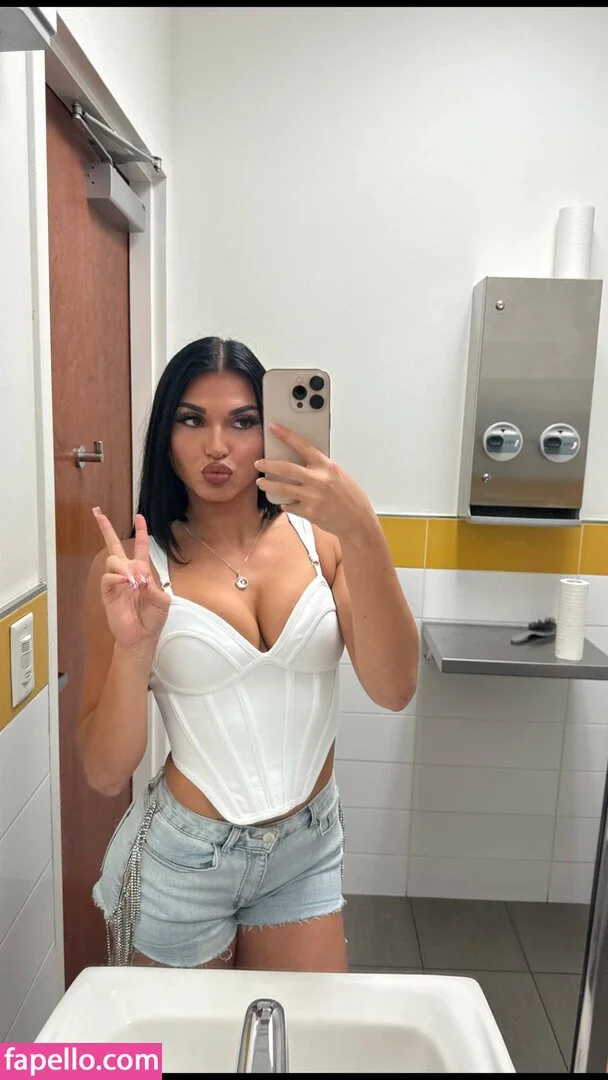 Jazmyn Nyx Onlyfans Photo Gallery 