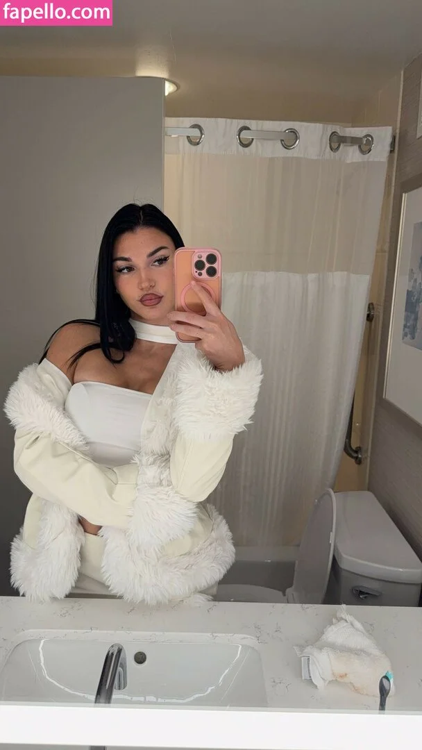 Jazmyn Nyx Onlyfans Photo Gallery 