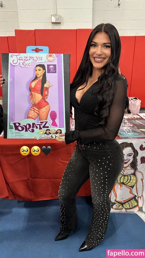 Jazmyn Nyx Onlyfans Photo Gallery 