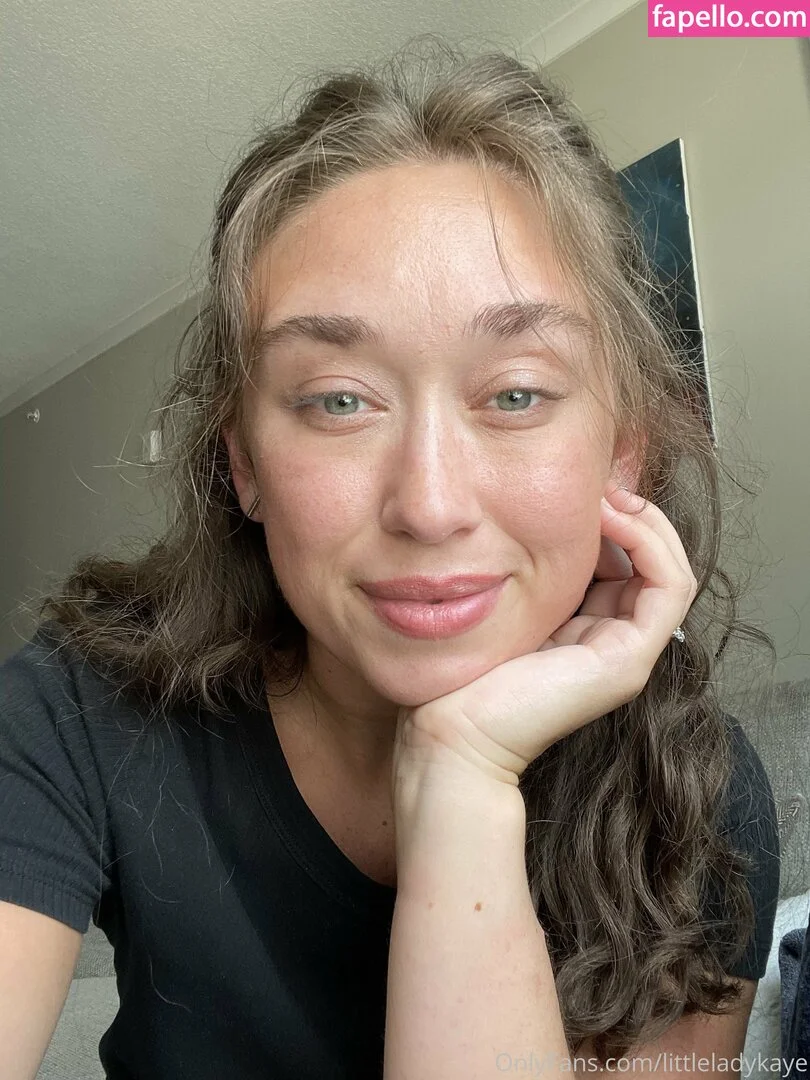 littleladykaye Onlyfans Photo Gallery 