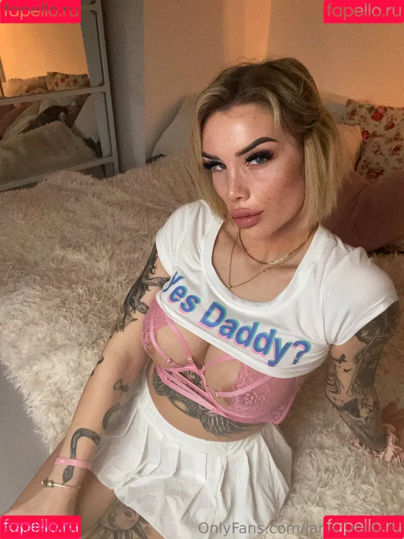 Jana Next Door Onlyfans Photo Gallery 
