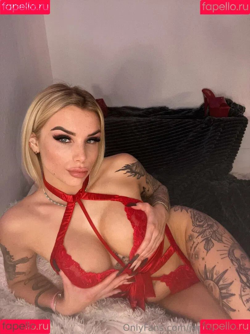 Jana Next Door Onlyfans Photo Gallery 