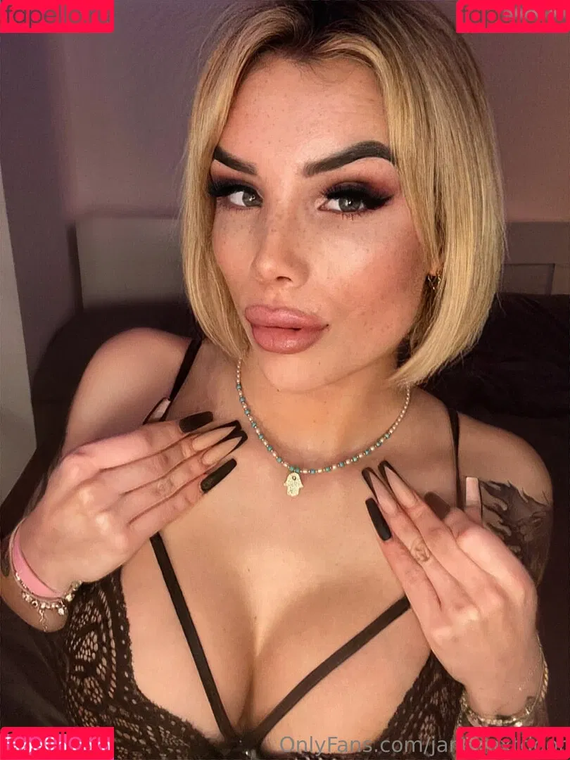 Jana Next Door Onlyfans Photo Gallery 