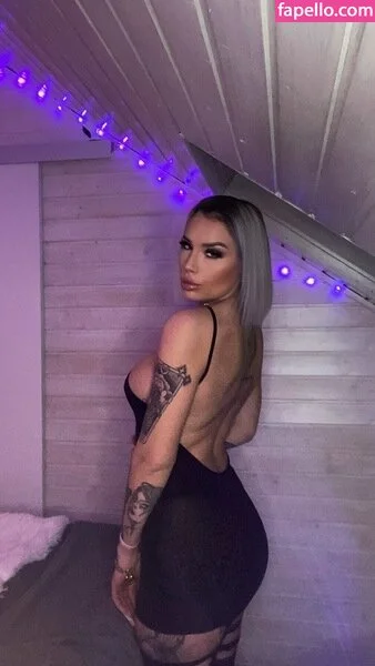 Jana Next Door Onlyfans Photo Gallery 