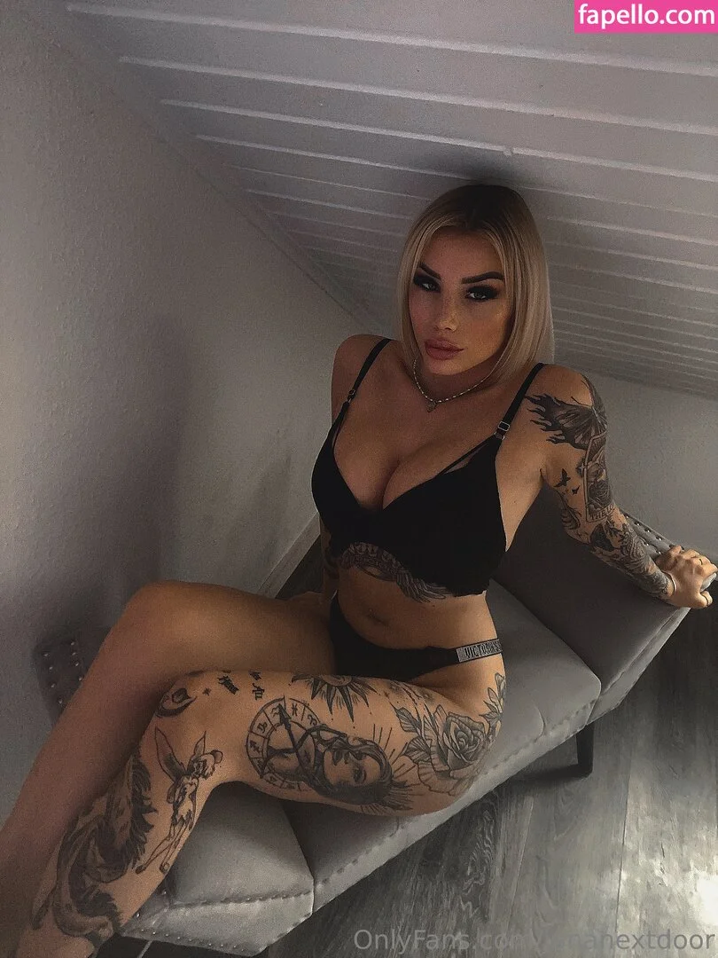 Jana Next Door Onlyfans Photo Gallery 