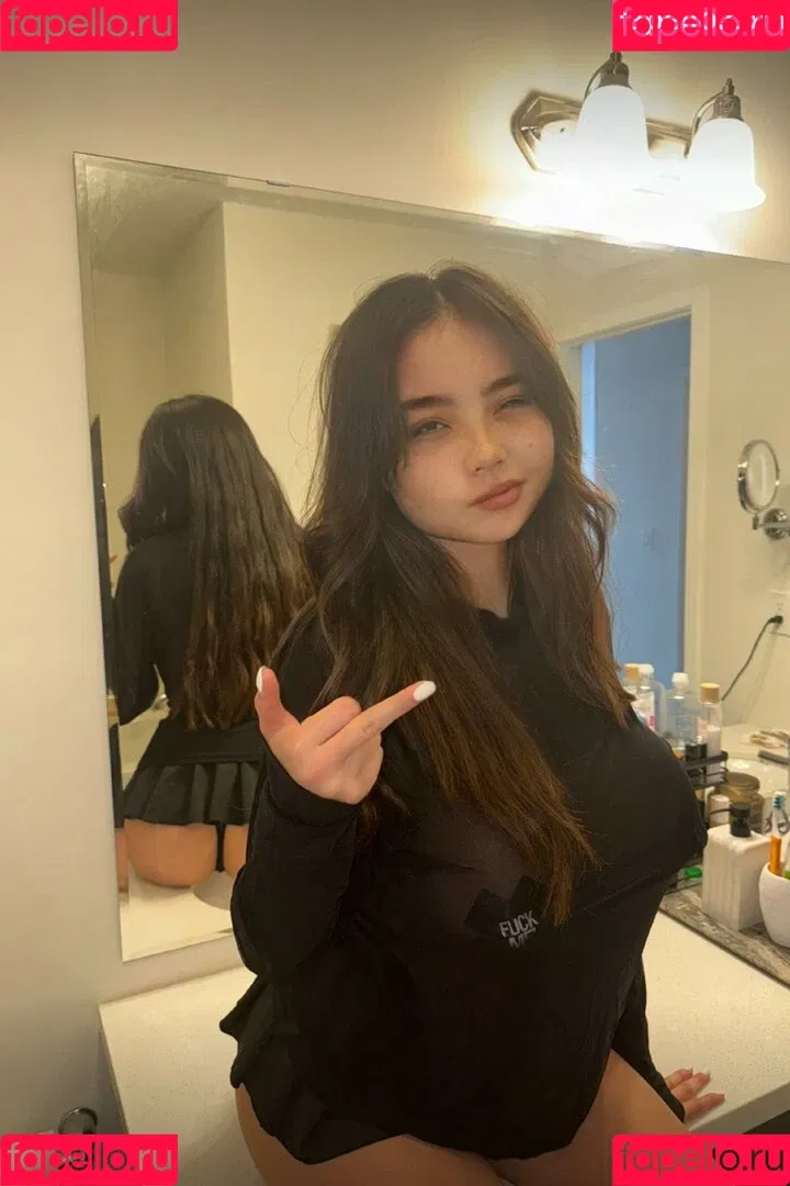 Yumieto Onlyfans Photo Gallery 