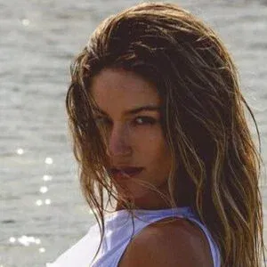 Berkleigh Wright Onlyfans Photo Gallery 