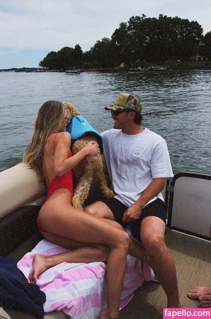 Berkleigh Wright Onlyfans Photo Gallery 