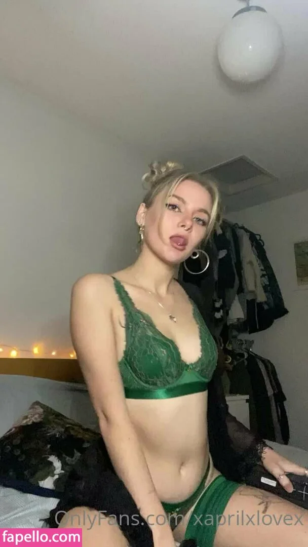 AprilLove_UK Onlyfans Photo Gallery 