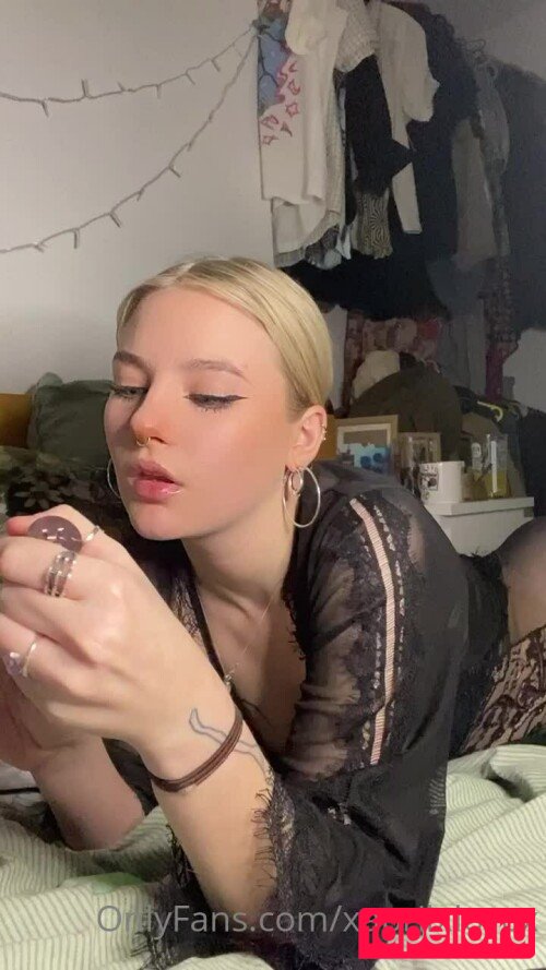 AprilLove_UK Nude Onlyfans Photo 13