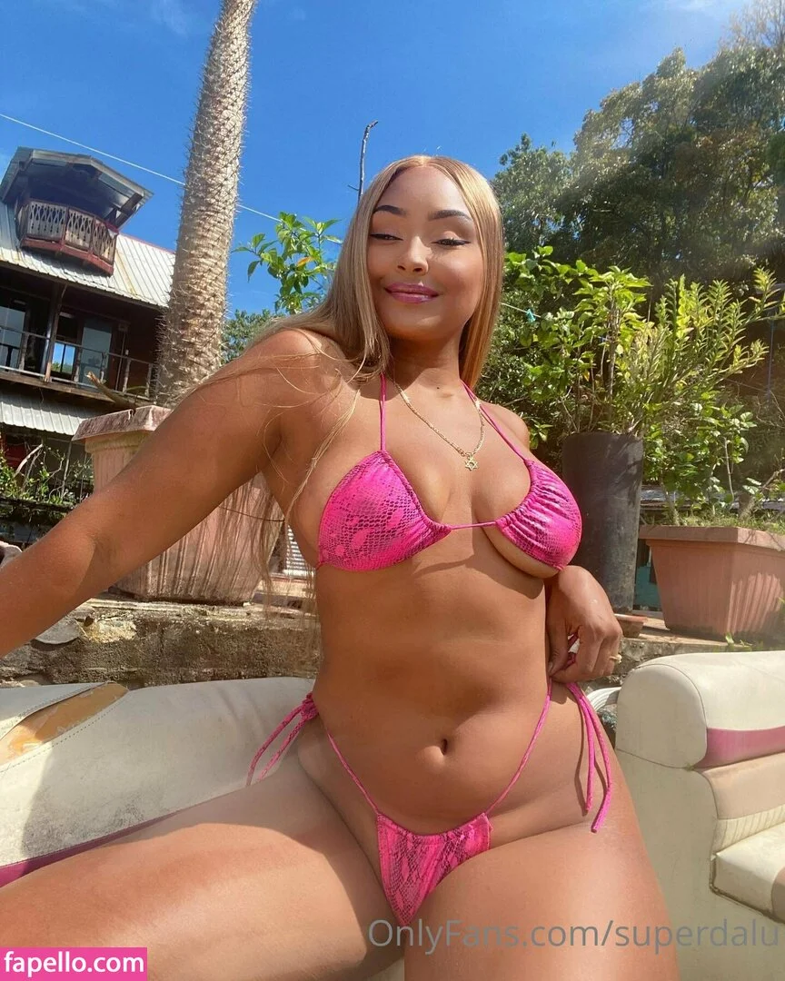 superdalu Onlyfans Photo Gallery 
