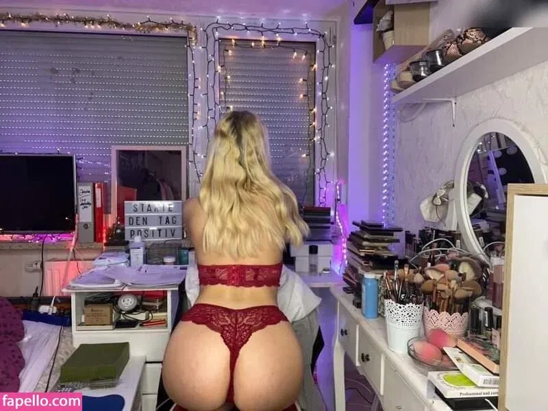 Celina Mxv Onlyfans Photo Gallery 