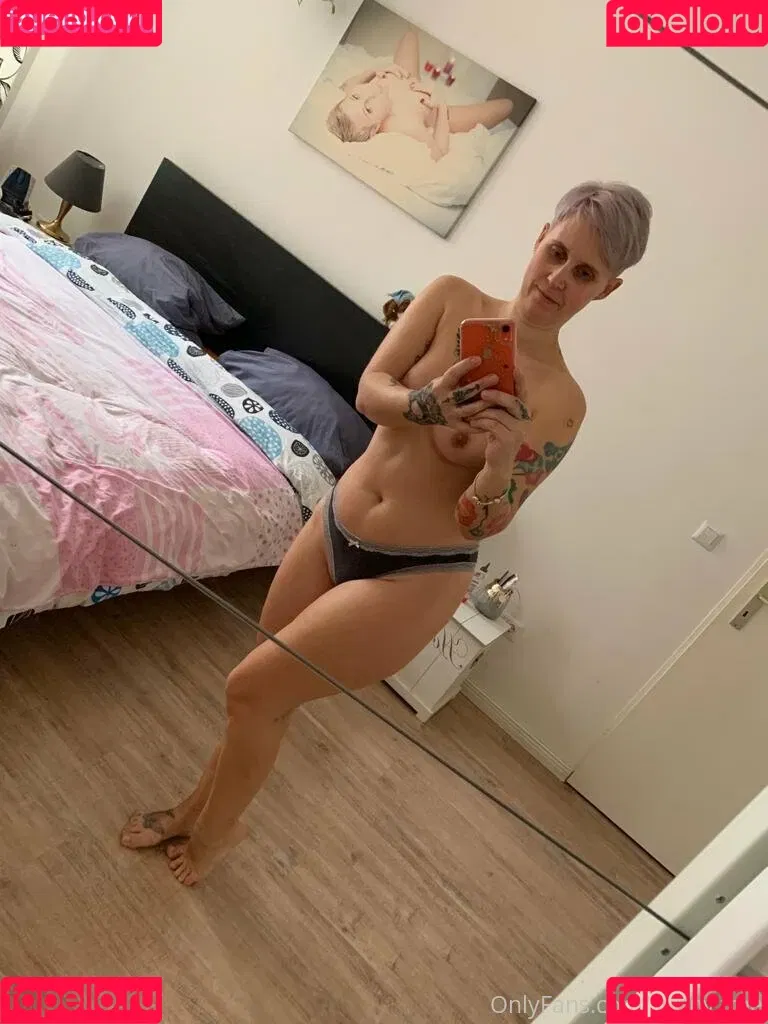 famez_de Onlyfans Photo Gallery 