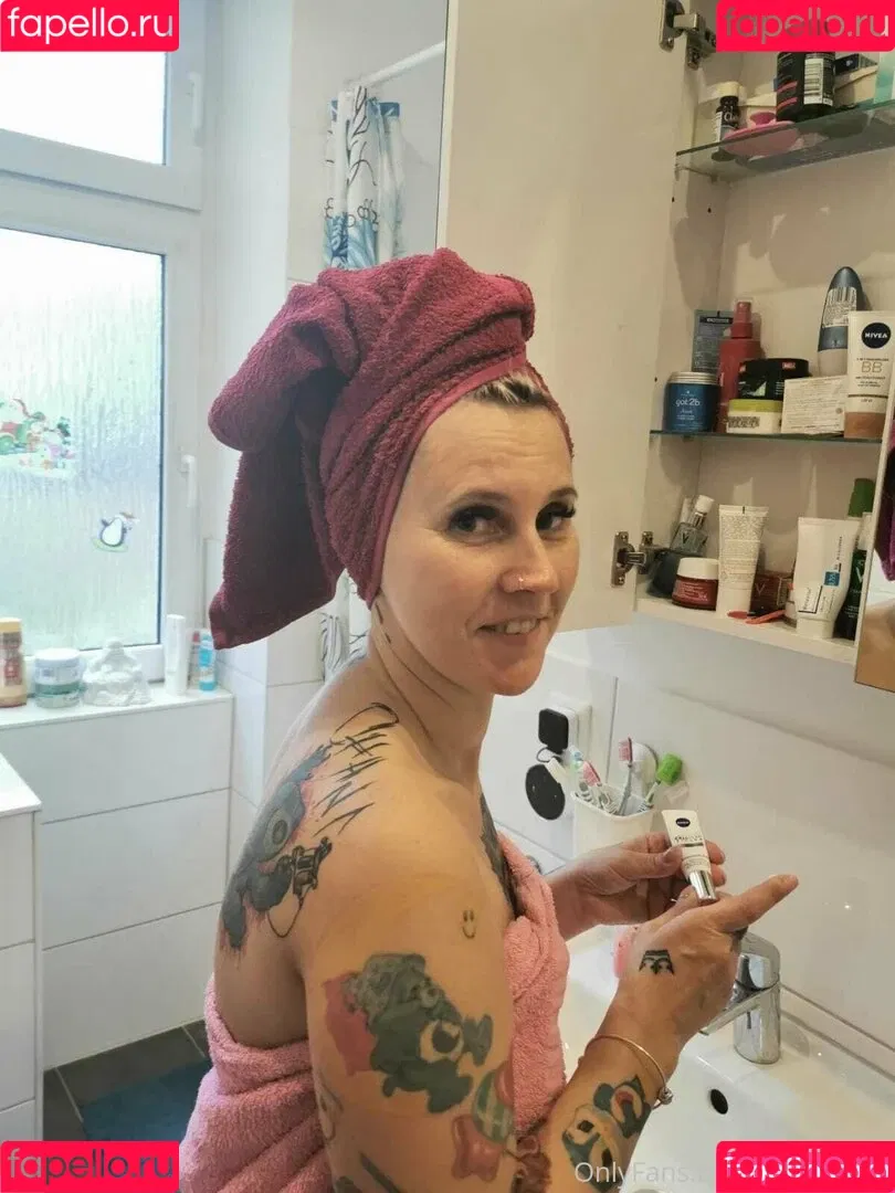 famez_de Onlyfans Photo Gallery 