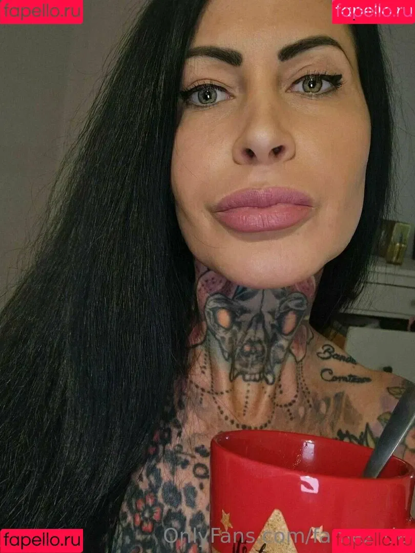 famez_de Onlyfans Photo Gallery 