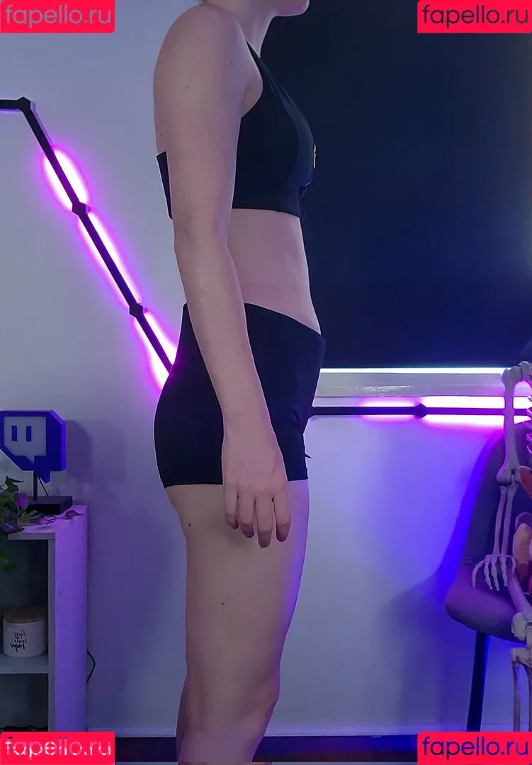 DeadlyKitten's Kofi Onlyfans Photo Gallery 
