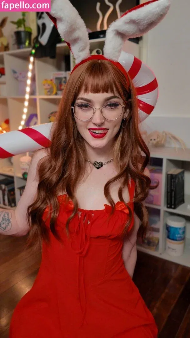 DeadlyKitten's Kofi Onlyfans Photo Gallery 