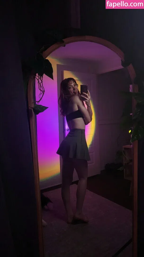 DeadlyKitten's Kofi Onlyfans Photo Gallery 