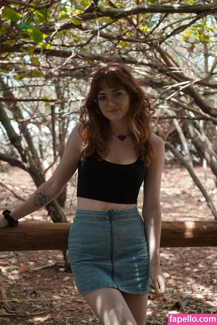 DeadlyKitten's Kofi Onlyfans Photo Gallery 