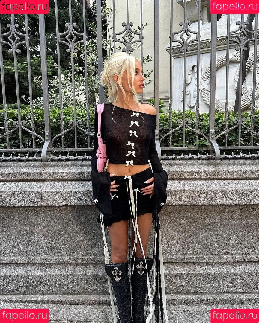 Valentina Zenere Onlyfans Photo Gallery 