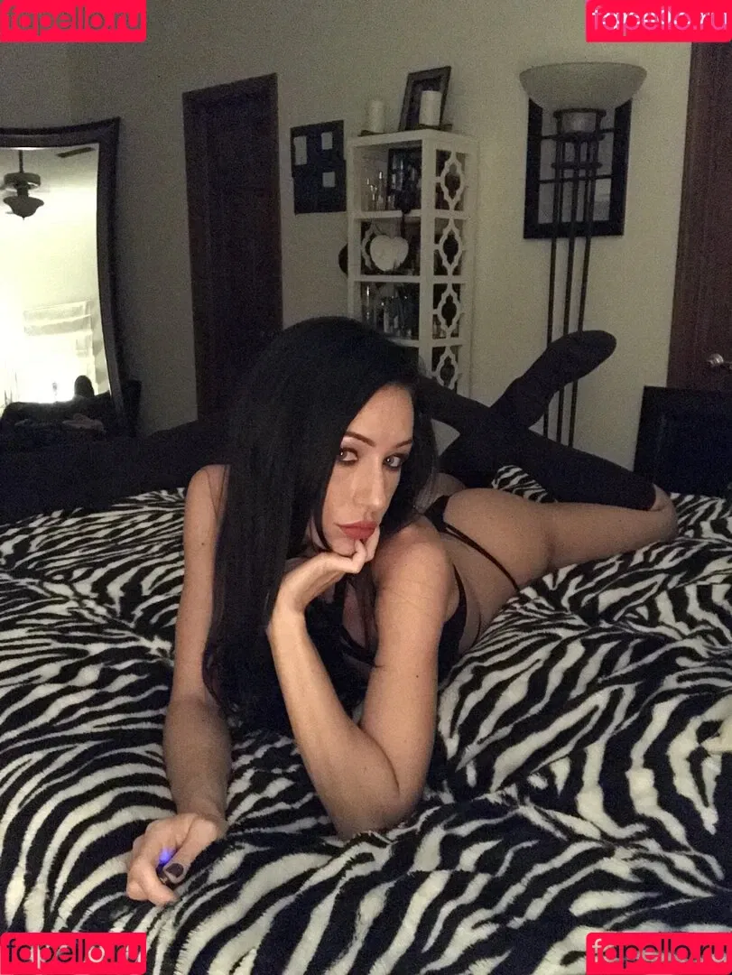 Dawn Avril Onlyfans Photo Gallery 