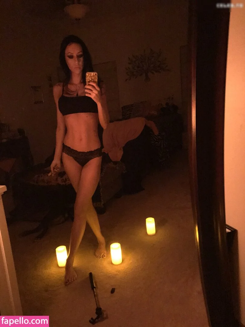 Dawn Avril Onlyfans Photo Gallery 