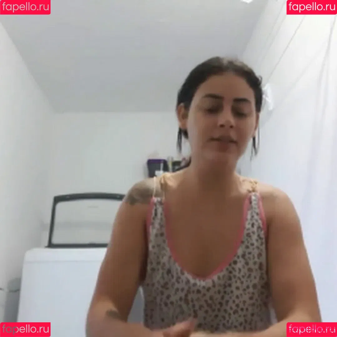 Bella Menezes Onlyfans Photo Gallery 
