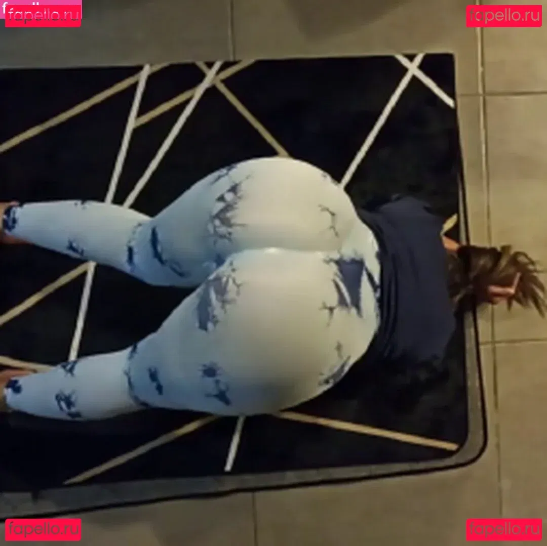 Bella Menezes Onlyfans Photo Gallery 