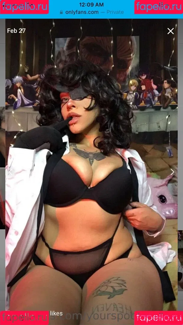 yourspookywaifu Onlyfans Photo Gallery 